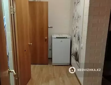 3-комнатная квартира, этаж 2 из 12, 73 м²