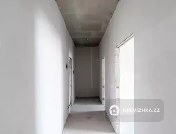 2-комнатная квартира, этаж 8 из 9, 63 м²