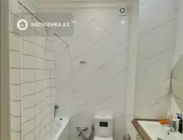 1-комнатная квартира, этаж 8 из 10, 38 м²