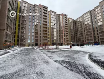 1-комнатная квартира, этаж 10 из 12, 40 м²