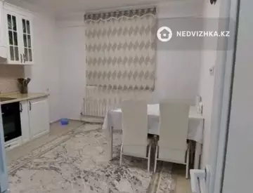 3-комнатная квартира, этаж 1 из 5, 80 м²