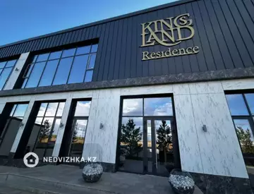 4-комнатная квартира, этаж 2 из 4, 132 м²