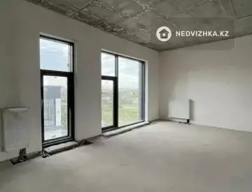 4-комнатная квартира, этаж 2 из 4, 132 м²