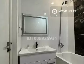 3-комнатная квартира, этаж 8 из 9, 86 м²