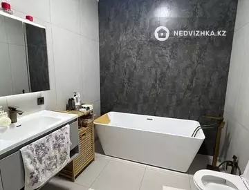 3-комнатная квартира, этаж 15 из 20, 167 м²