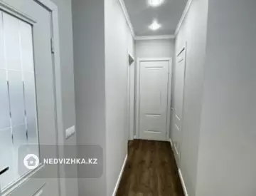 2-комнатная квартира, этаж 9 из 9, 56 м²