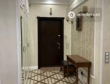 3-комнатная квартира, этаж 2 из 8, 124 м²