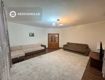 2-комнатная квартира, этаж 2 из 5, 93 м²