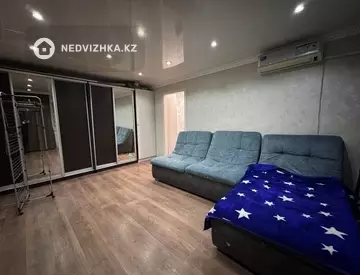 1-комнатная квартира, этаж 6 из 6, 38 м²