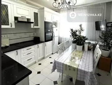 3-комнатная квартира, этаж 3 из 24, 84 м²