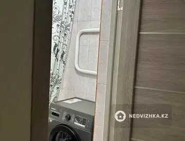 2-комнатная квартира, этаж 2 из 9, 70 м², посуточно