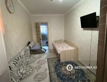 2-комнатная квартира, этаж 4 из 5, 50 м²