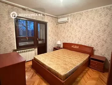 2-комнатная квартира, этаж 3 из 5, 60 м², на длительный срок