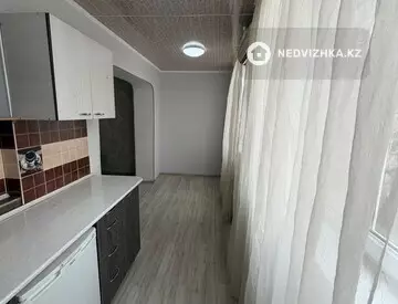 1-комнатная квартира, этаж 3 из 4, 48 м²