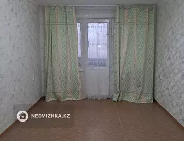 1-комнатная квартира, этаж 3 из 5, 32 м²
