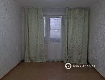 1-комнатная квартира, этаж 3 из 5, 32 м²