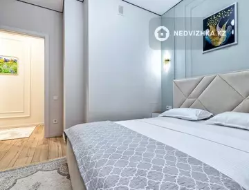 2-комнатная квартира, этаж 8 из 9, 45 м², по часам