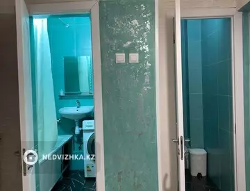 3-комнатная квартира, этаж 3 из 5, 65 м², Посуточно