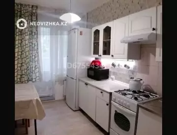 3-комнатная квартира, этаж 3 из 5, 65 м², Посуточно