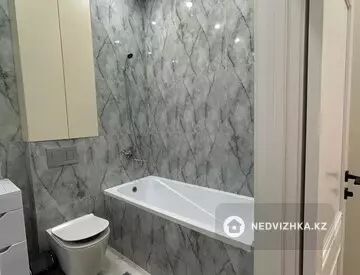 2-комнатная квартира, этаж 2 из 12, 45 м², посуточно