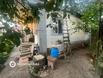 2-комнатная часть дома, 3.7 соток, 54 м²