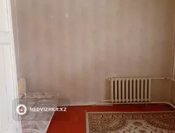 2-комнатная квартира, этаж 1 из 2, 50 м², на длительный срок