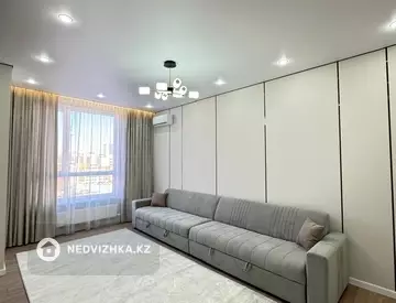 3-комнатная квартира, этаж 8 из 12, 84 м²