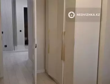 3-комнатная квартира, этаж 3 из 9, 80 м²