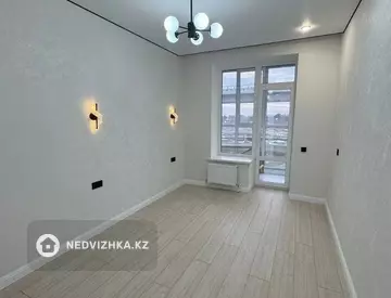 2-комнатная квартира, этаж 3 из 9, 40 м²