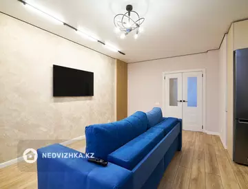 2-комнатная квартира, этаж 13 из 14, 55 м²