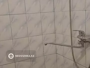 2-комнатная квартира, этаж 1 из 10, 53 м²