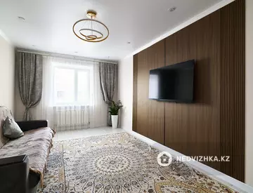 3-комнатная квартира, этаж 10 из 10, 90 м²