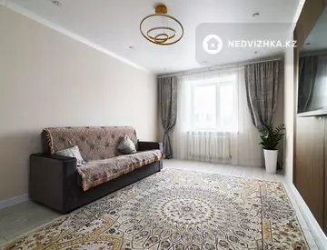3-комнатная квартира, этаж 10 из 10, 90 м²