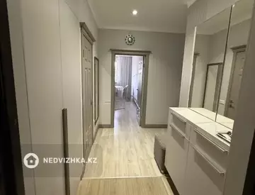 5-комнатная квартира, этаж 4 из 14, 123 м²