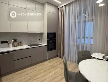 3-комнатная квартира, этаж 9 из 10, 94 м²