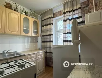 2-комнатная квартира, этаж 2 из 5, 45 м², на длительный срок