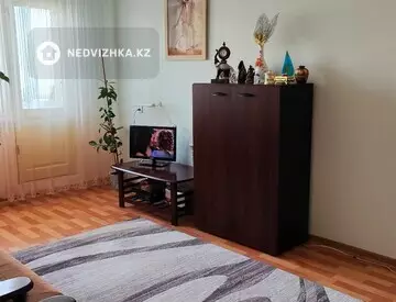 3-комнатная квартира, этаж 4 из 5, 62 м²