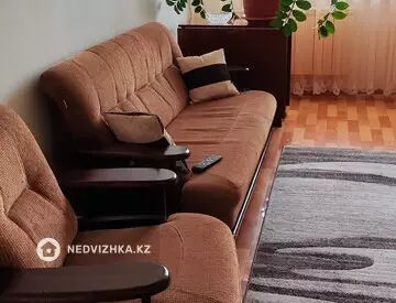 3-комнатная квартира, этаж 4 из 5, 62 м²