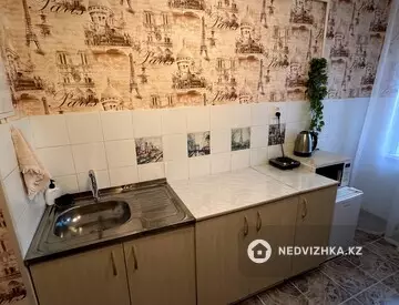 1-комнатная квартира, этаж 1 из 5, 41 м², посуточно