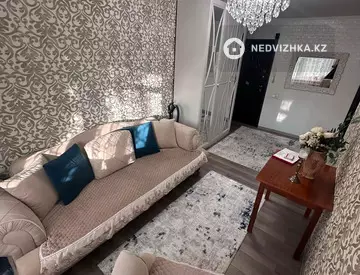 4-комнатная квартира, этаж 1 из 5, 76 м²