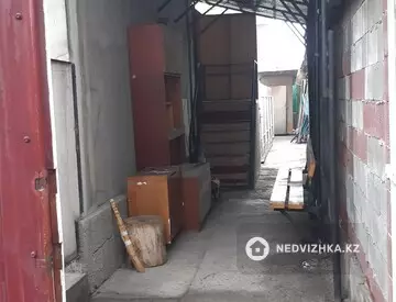 4-комнатная часть дома, 1 соток, 185 м², На длительный срок