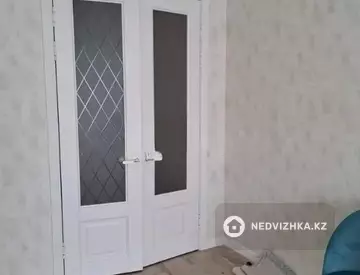 4-комнатная квартира, этаж 4 из 24, 120 м²