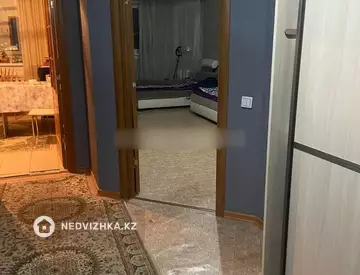 1-комнатная квартира, этаж 19 из 19, 50 м²