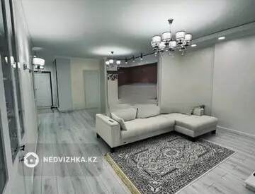 4-комнатная квартира, этаж 1 из 9, 90 м²