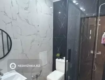 4-комнатная квартира, этаж 5 из 12, 128 м²