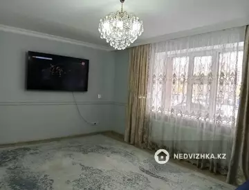 3-комнатная квартира, этаж 1 из 5, 76 м²