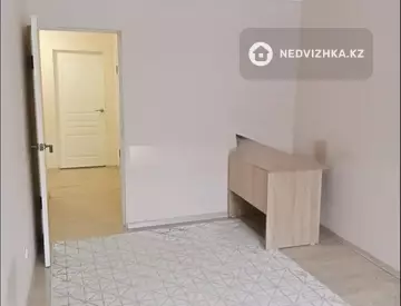 3-комнатная квартира, этаж 1 из 5, 76 м²