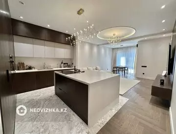 2-комнатная квартира, этаж 3 из 5, 100 м²
