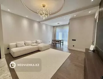 2-комнатная квартира, этаж 3 из 5, 100 м²