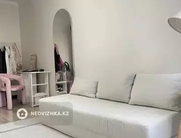 1-комнатная квартира, этаж 4 из 9, 35 м²